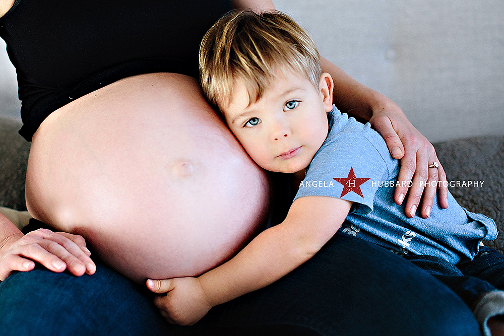 Vancouver maternity photographer angela hubbard photography
